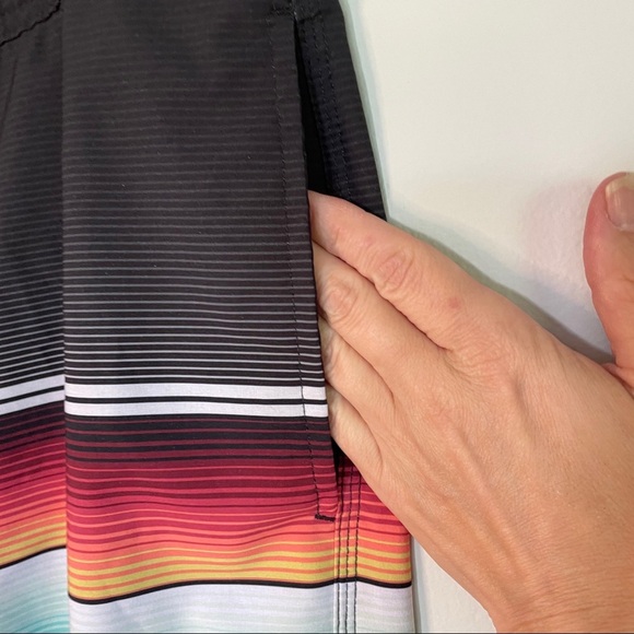 NWOT Surfer Supplies Men’s Boardshorts Sz 34” waist, 9” inseam lined shorts - Picture 6 of 11